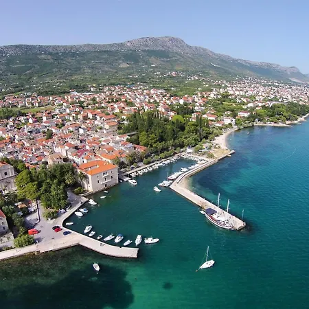With A Swimming Pool Kastel Luksic, - 22983 Apartment Kastela