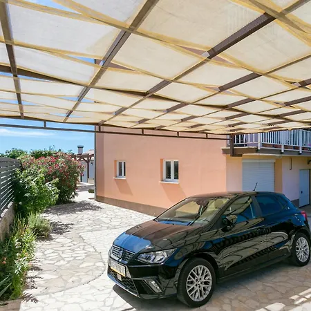 With A Swimming Pool Kastel Luksic, - 22983 Apartment