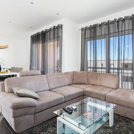 With A Swimming Pool Kastel Luksic, - 22983 Apartment Kastela