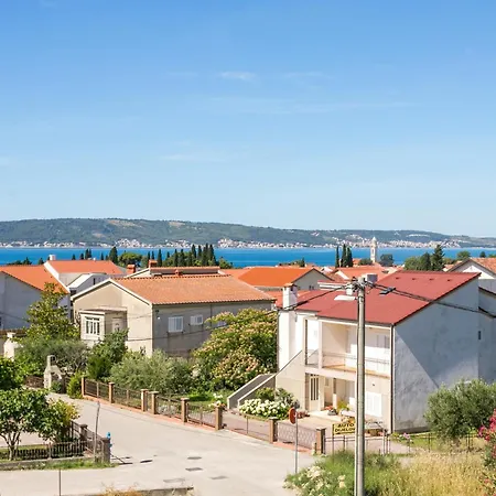 With A Swimming Pool Kastel Luksic, - 22983 Kastela